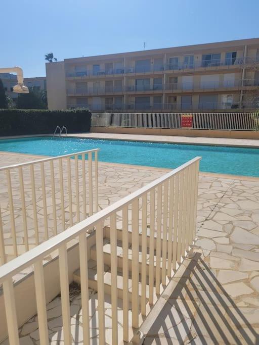 Residence Les Cyclades Le Lavandou Ngoại thất bức ảnh