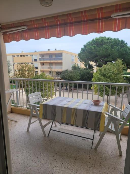 Residence Les Cyclades Le Lavandou Ngoại thất bức ảnh
